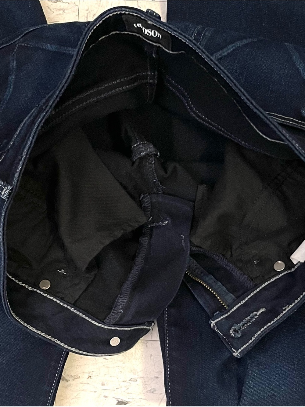 Revolve Hudson Mia 5 Pocket Mid Rise Flare Jeans - Picture 8 of 11